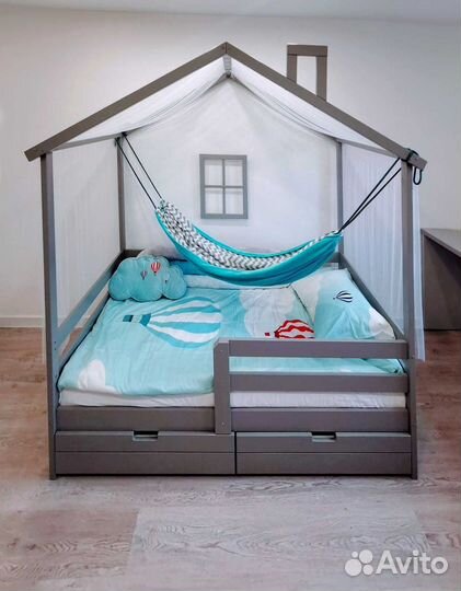 Кроватка MY place для малыша с бортикомТеремок из