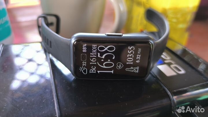 Умные часы huawei band 7