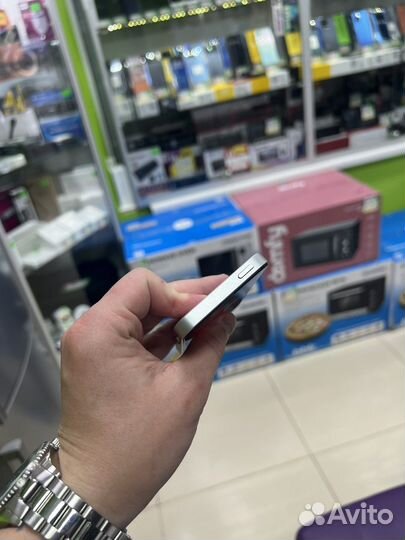 iPhone 5SE 32gb акб:100 идеал