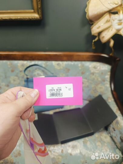 Палантин Leonard, оригинал