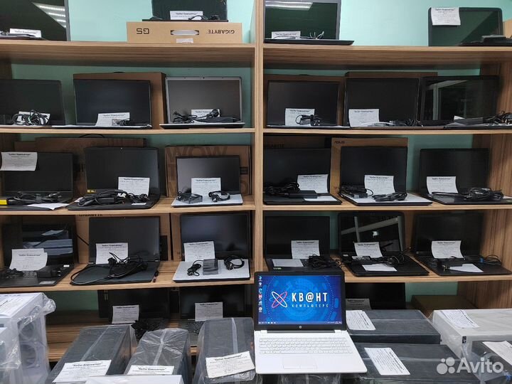 Новенький красивый ноутбук HP 15 на гарантии