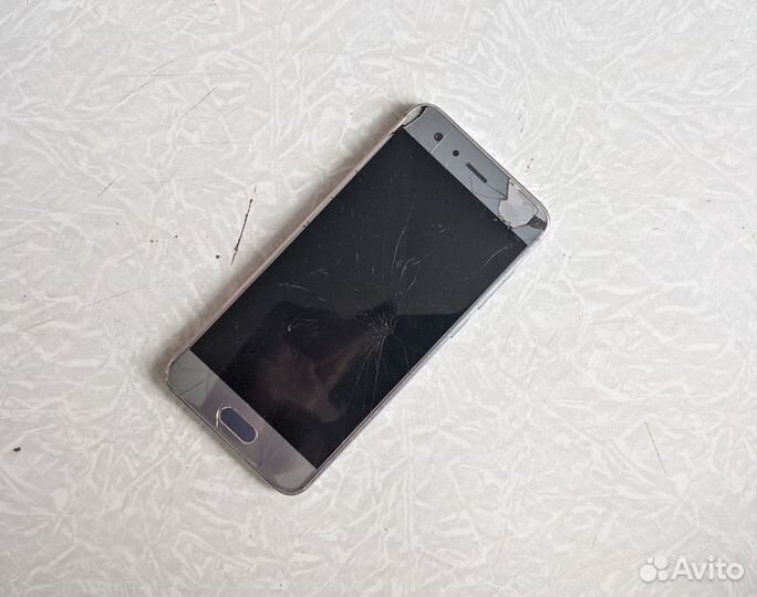 HONOR 9, 4/64 ГБ
