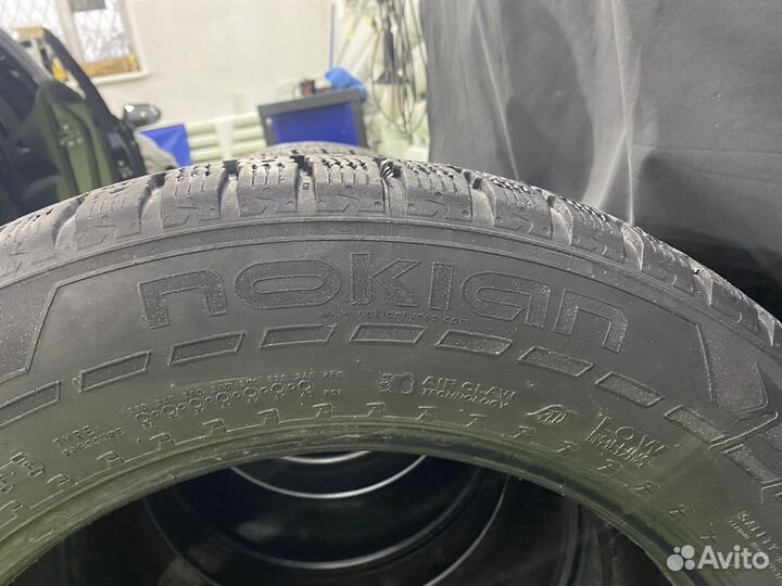 Nokian Tyres Hakkapeliitta 7 SUV 235/60 R18 91B