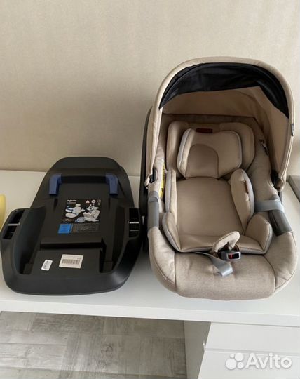 Автолюлька Inglesina с базой