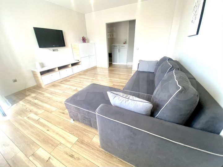 2-к. квартира, 70 м², 6/17 эт.