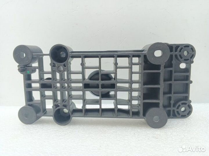 Кронштейн Nissan Qashqai J11 1.2 HRA2DDT 2018