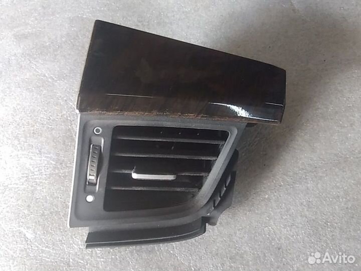 Дефлектор в торпедо левый Acura ZDX