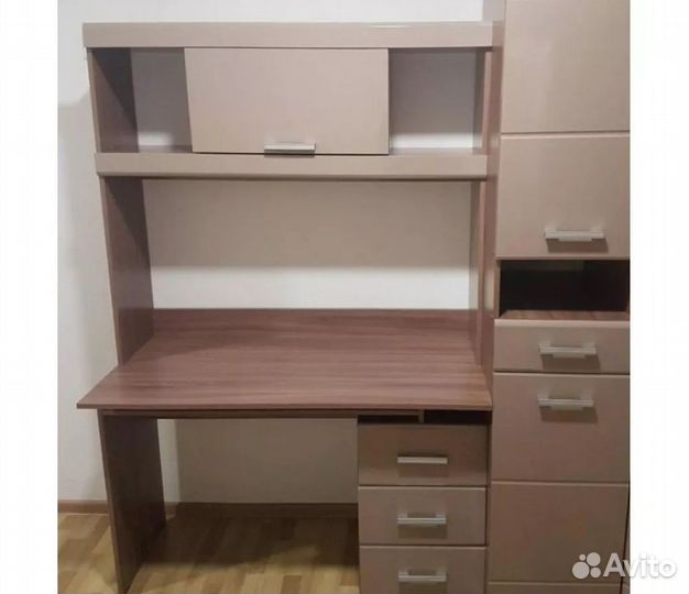 Стол письменный Симба новый