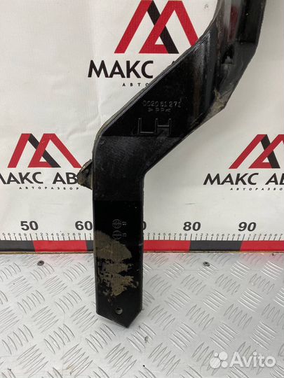 Б/У воздуховод отопителя Mazda Demio 1 DW3W B3 1.3