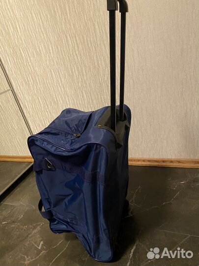Сумка дорожная большая на колесах Балтика новая