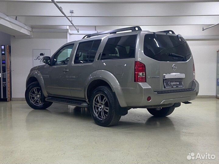 Nissan Pathfinder 2.5 AT, 2010, 163 000 км
