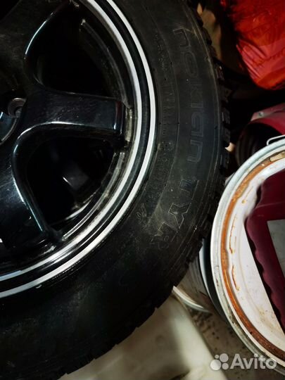 Nokian Tyres Hakkapeliitta 9 185/65 R15 92T