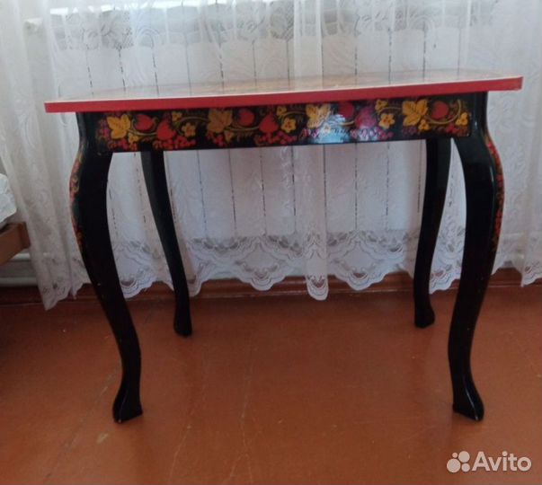 Журнальные столики. Дерево. Хохлома