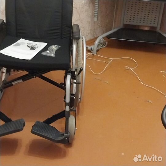 Инвалидной коляска