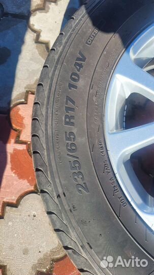 R17 Kumho WinterCraft WP51 235/65, PCD 5x114.3 DIA 52.5