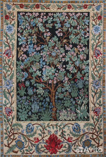 Гобелены У. Морриса среднего размера