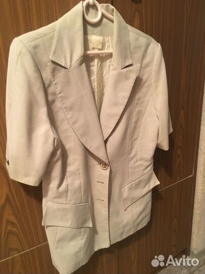 Летний женский костюм с юбкой