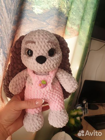 Зайчик из плюшевой пряжи