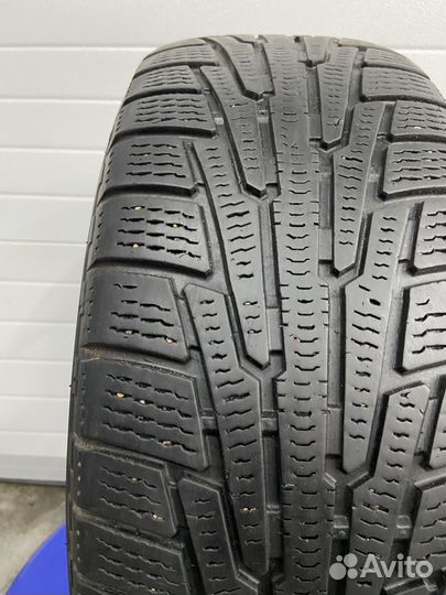 Nokian Tyres Hakkapeliitta R 235/60 R18 107R