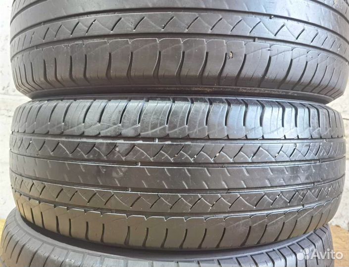 Michelin Latitude Tour HP 225/65 R17 102H