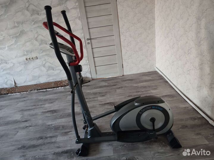 Эллиптический тренажер