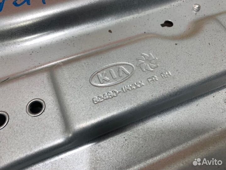 Стеклоподъемник передний правый Kia Cerato TD