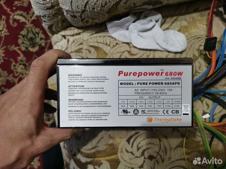 Блок питания на 680w в отличном состоянии