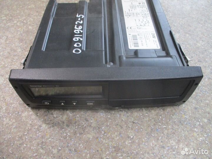 Тахограф под карту Scania 2035650