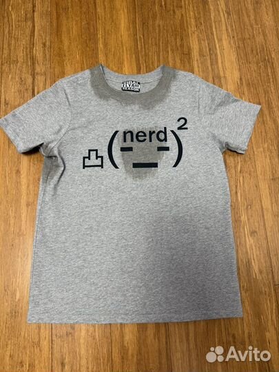 Футболка elyaplugg