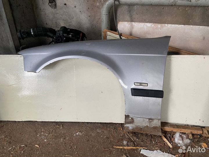 Левое крыло BMW e36