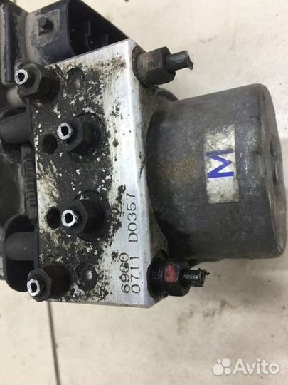 Блок ABS (насос) Suzuki Baleno