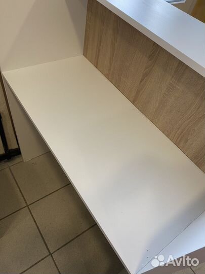 Стойка ресепшн