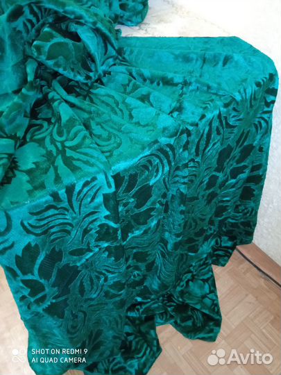 Велюр импортный времён ссср(тёмно-зелёный)