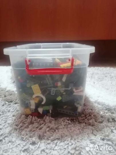 Коробка lego