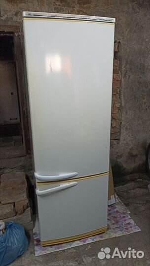 Холодильник атлант бу двухкамерный