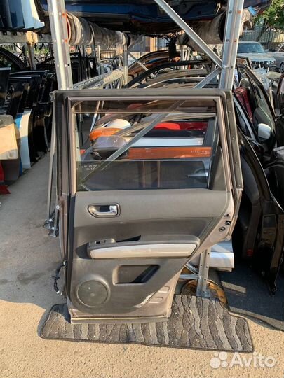 Правая задняя дверь Nissan X-Trail T31 из Японии