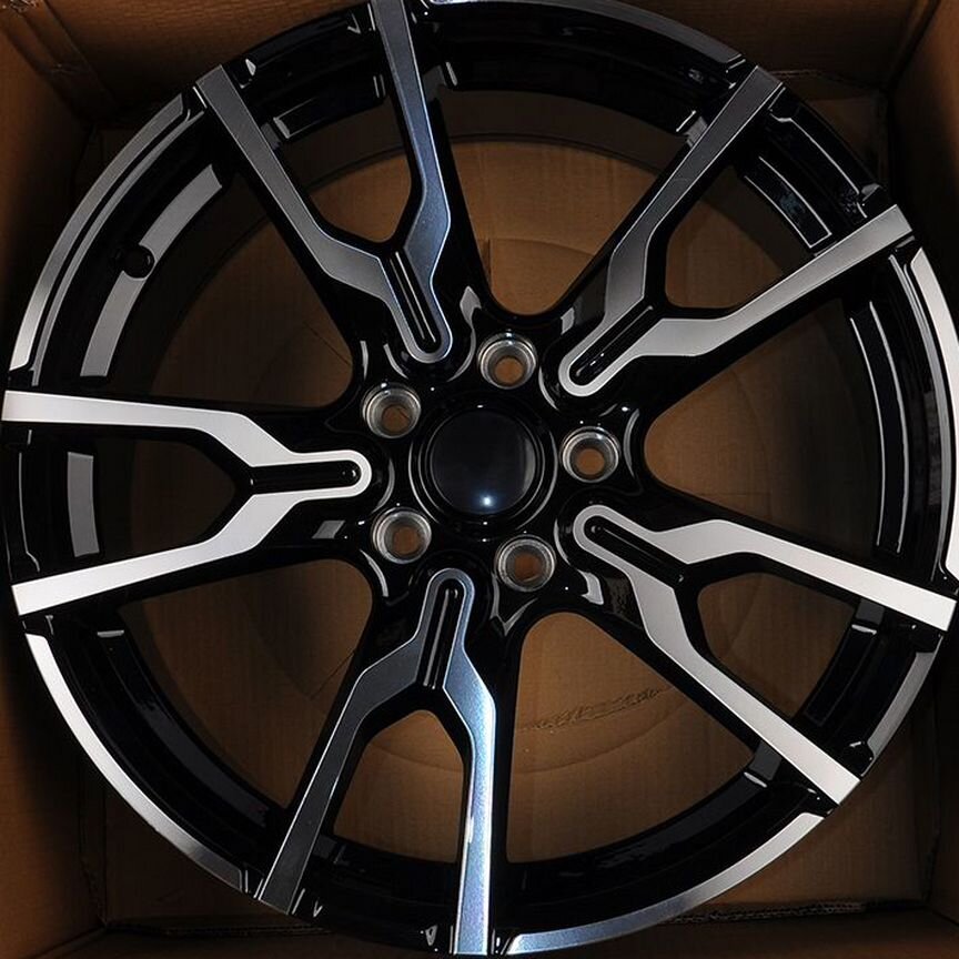 Литые диски Audi 7.5×R18 5×112