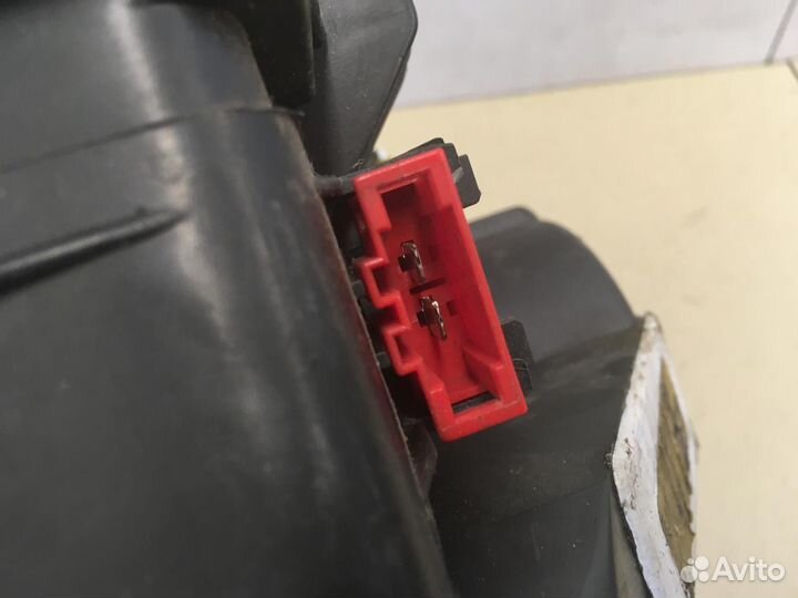 Моторчик отопителя Golf III/Vento 1991-1997