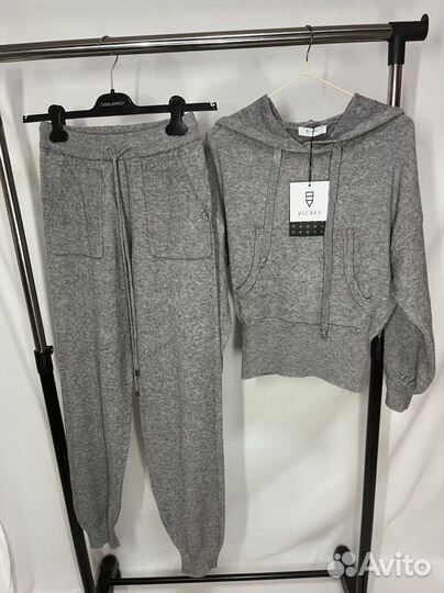 Костюм спортивный трикотажный Италия