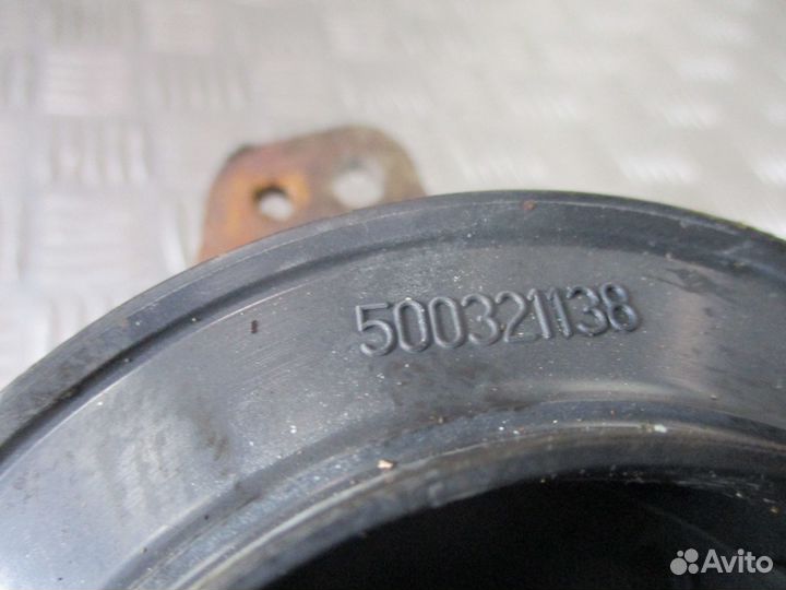 Помпа Iveco 500321138