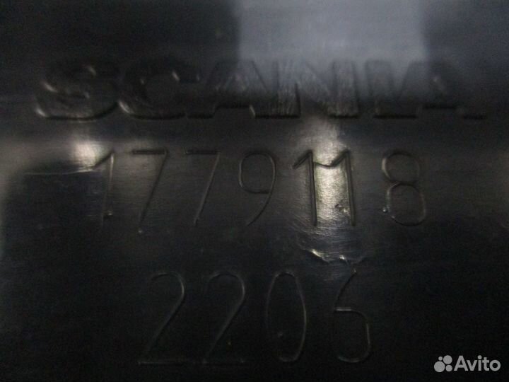 Накладка корпуса левой подножки Scania 1779118