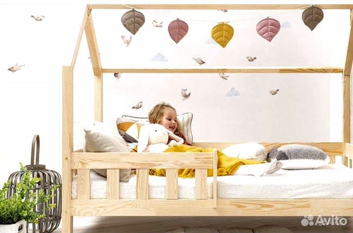 Кровать домик напольная