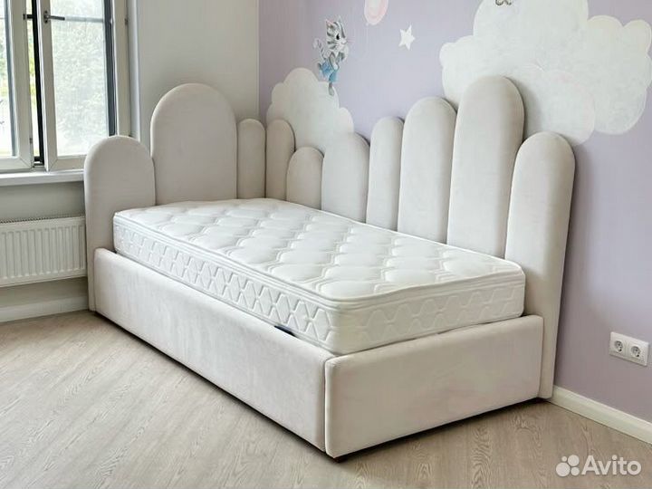 Угловая кровать