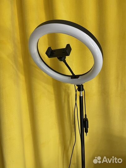 Кольцевая лампа 26 см