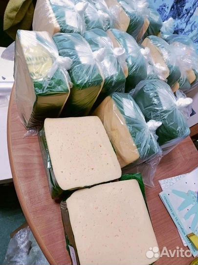 Сыры в ассортименте