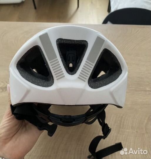 Велошлем женский