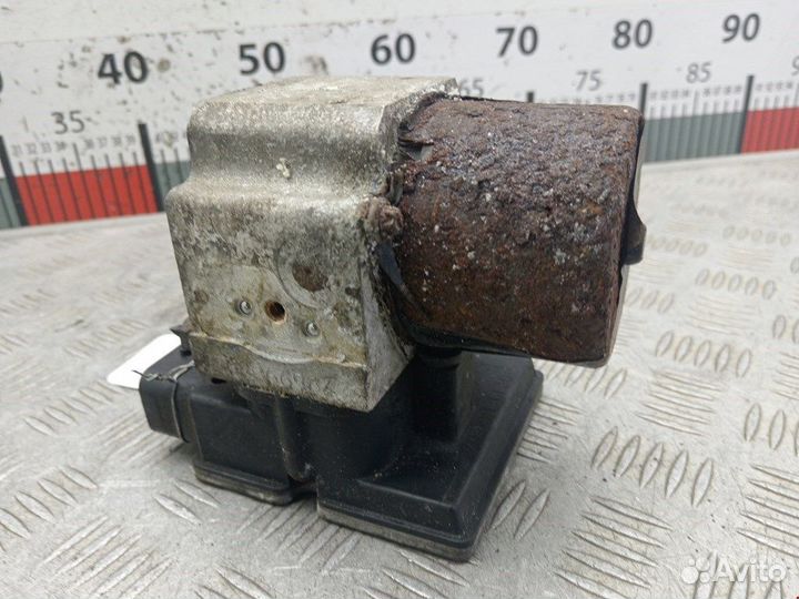 Блок ABS для Opel Vivaro A 93863443