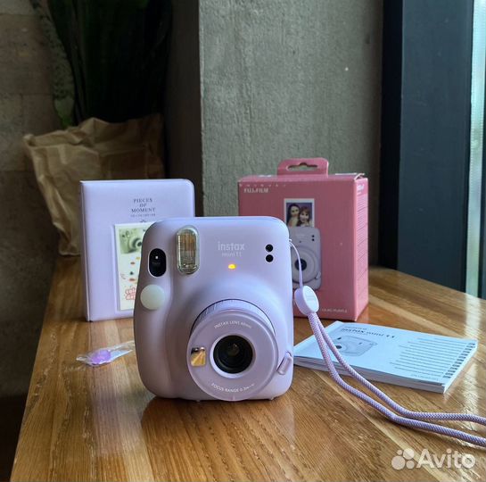 Фотоаппарат instax mini 11