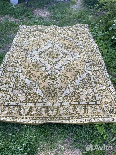 Ковры из шерсти