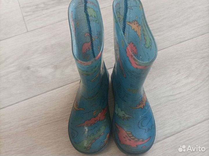 Детские резиновые сапоги